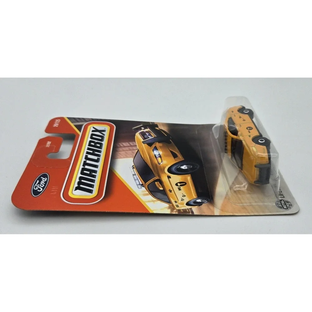 Matchbox‎ 2025 Ford Police Interceptor 29/125 Yellow Diecast 1:64 New